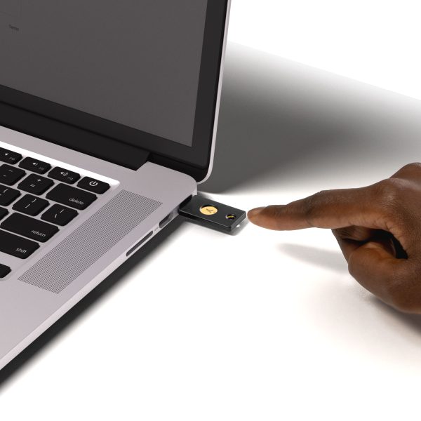 Security Key NFC by Yubico - Image 4